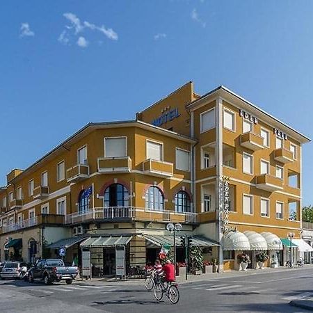Hotel Eden Park Pietrasanta Extérieur photo